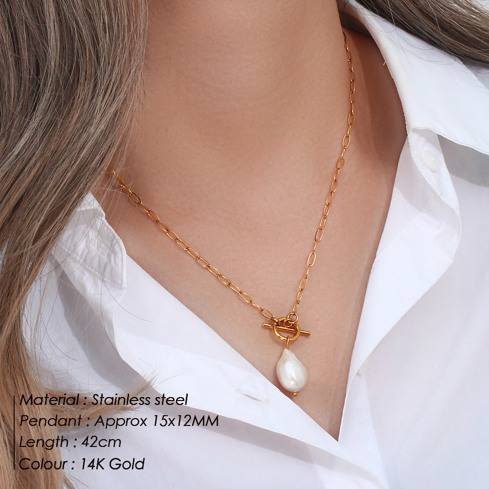 Freshwater pearl necklace with titanium steel square chain