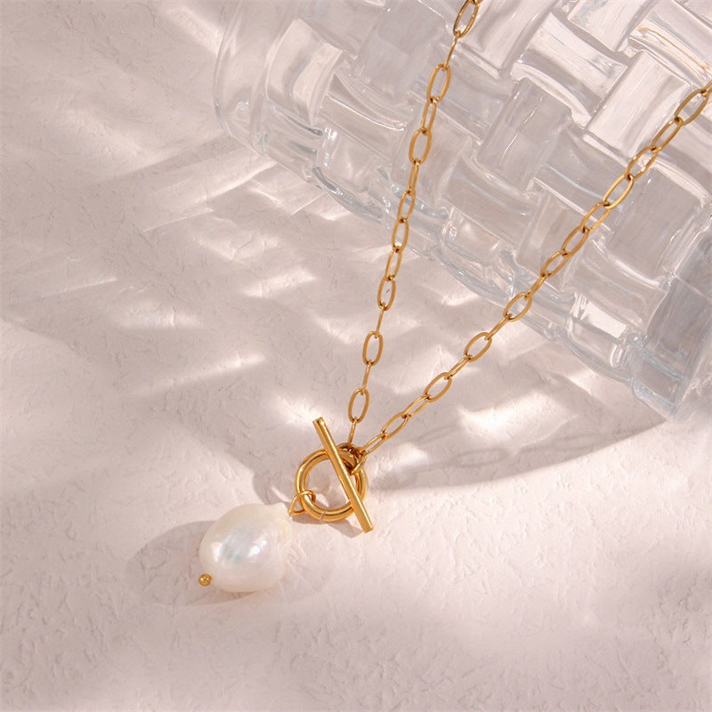 Freshwater pearl necklace with titanium steel square chain