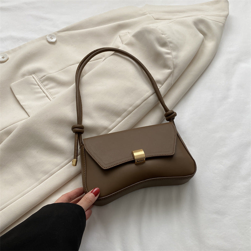 Isabella Retro Baguette Bag