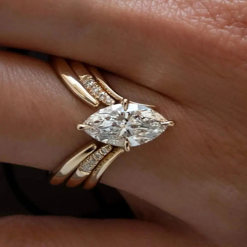 Shine Horse Eye Ring